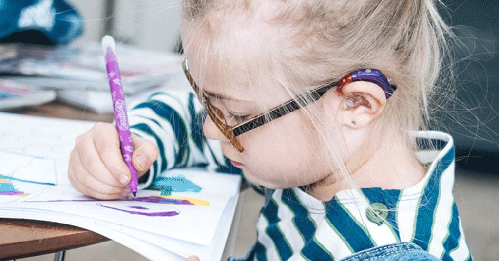 5 reasons to choose a pediatric hearing aid for your child